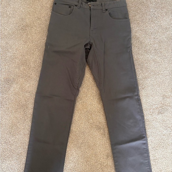 Nike Men's Charcoal Slim Jeans - Picture 1 of 4
